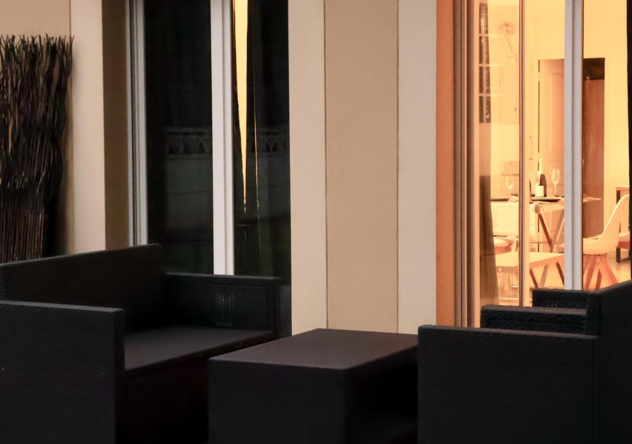 Appartement-Paris-Disney-Terrasse-Jardin-Parking Vaires-sur-Marne Exterior foto